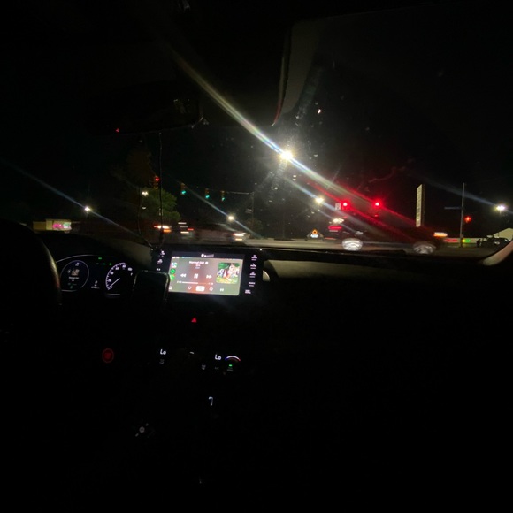 Meet your Posher, Breanna - Picture 1 of 1